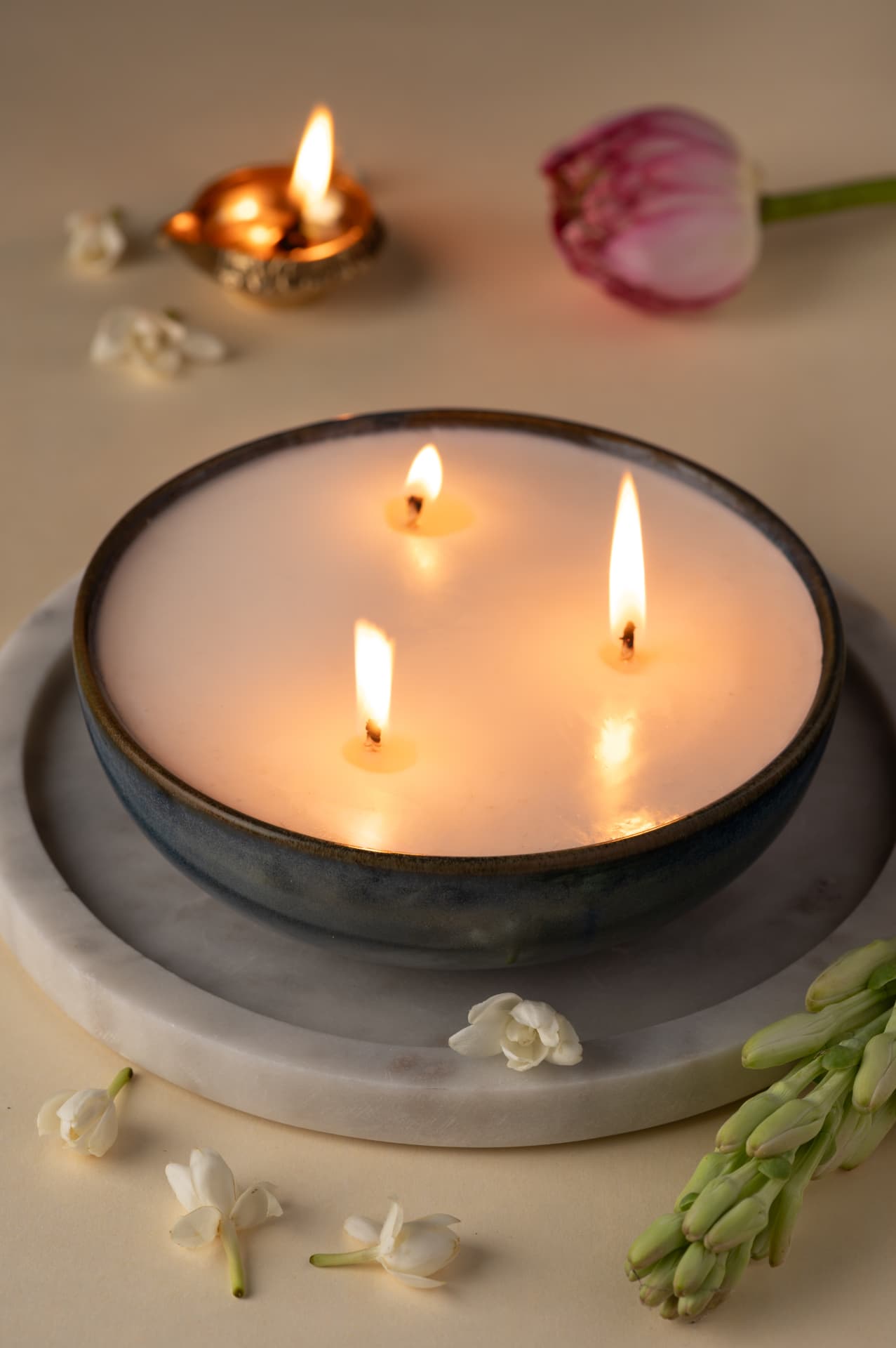 Darbar — hand-poured Diwali candle by The Scented Palette